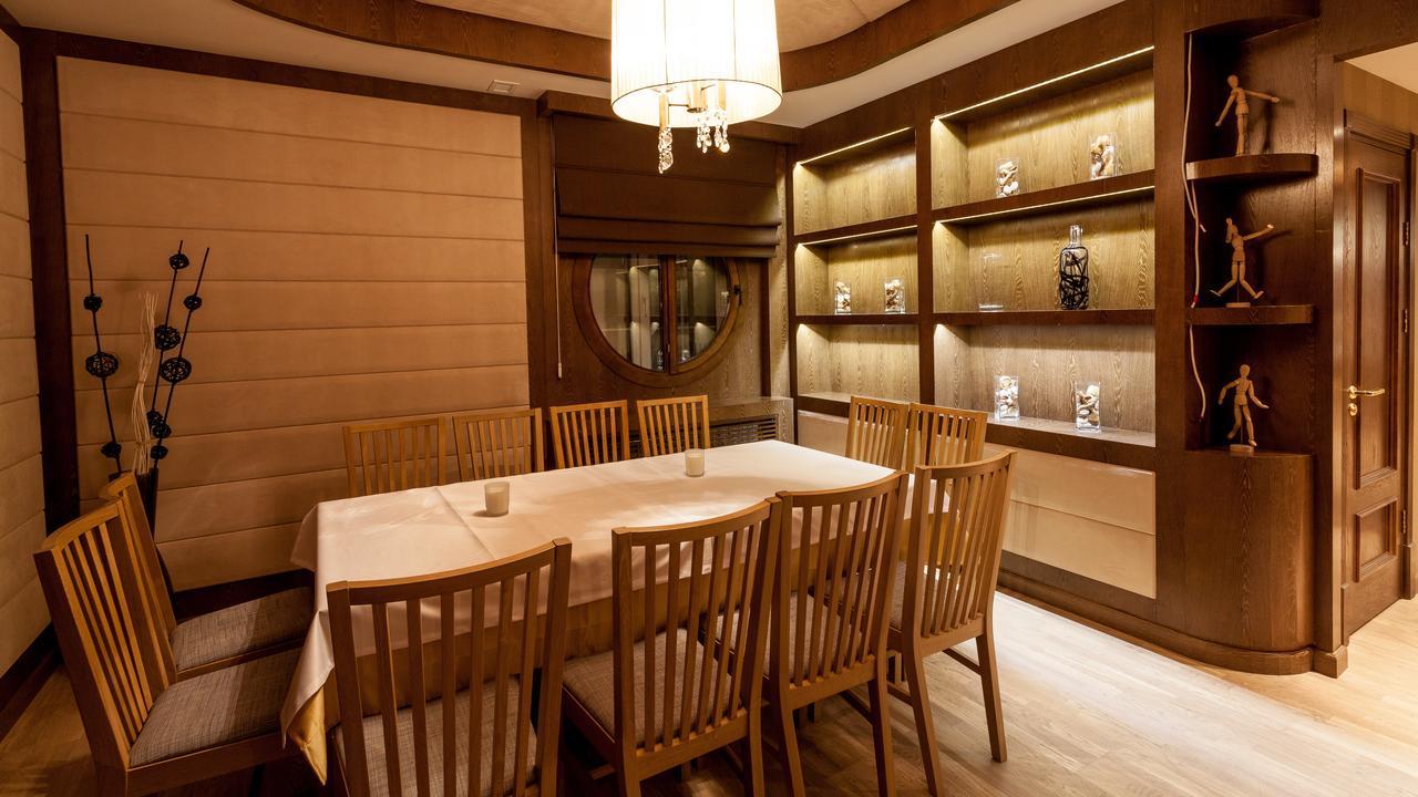אסטנה Hotel Monaco מראה חיצוני תמונה
