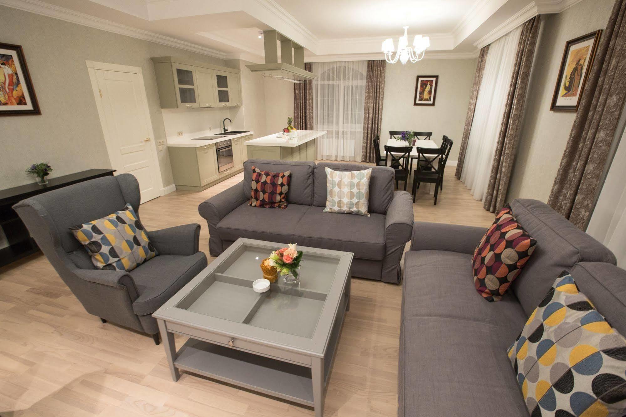 אסטנה Hotel Monaco מראה חיצוני תמונה