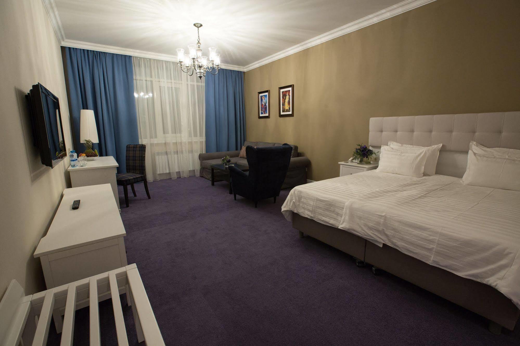 אסטנה Hotel Monaco מראה חיצוני תמונה