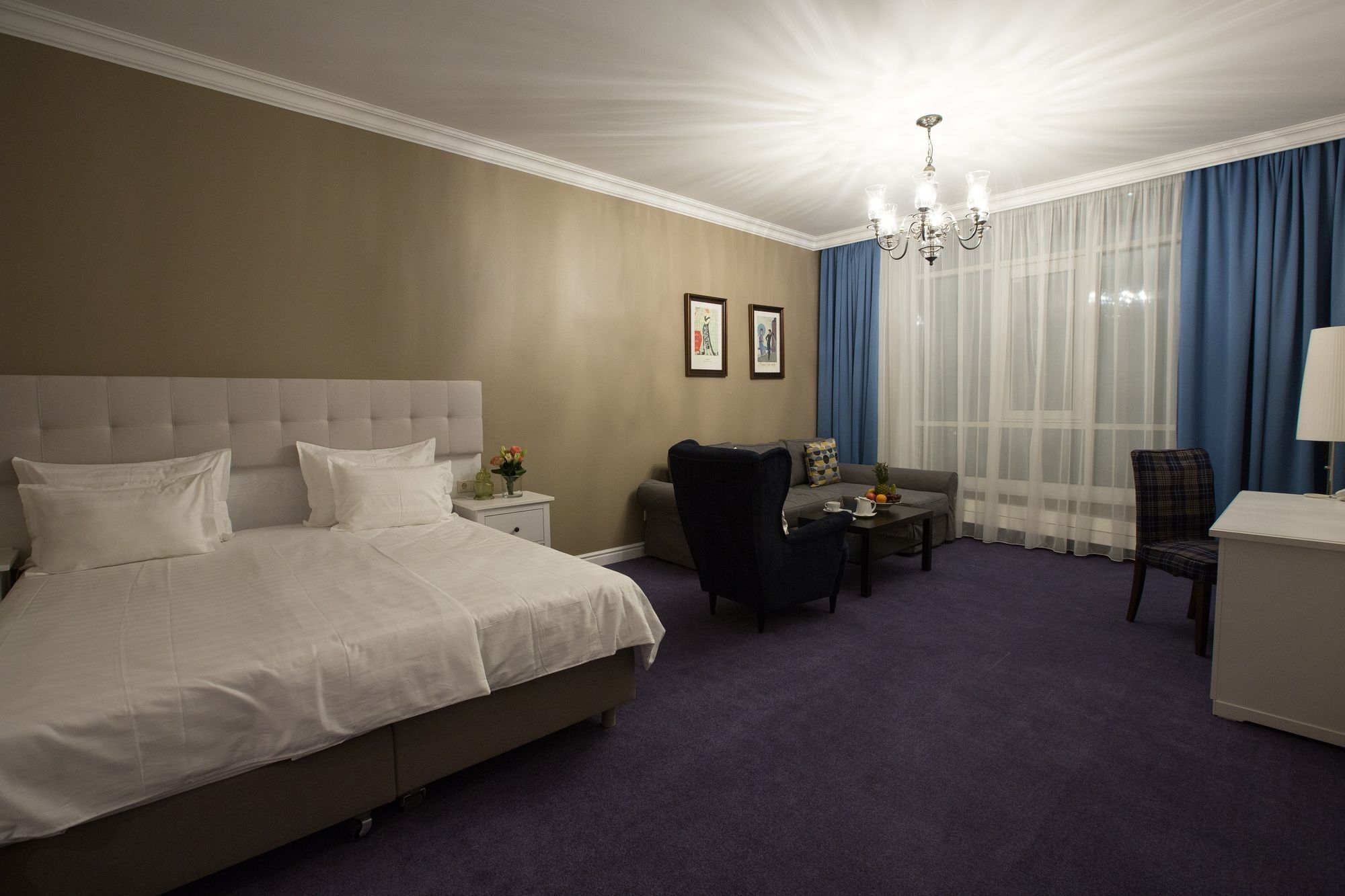 אסטנה Hotel Monaco מראה חיצוני תמונה