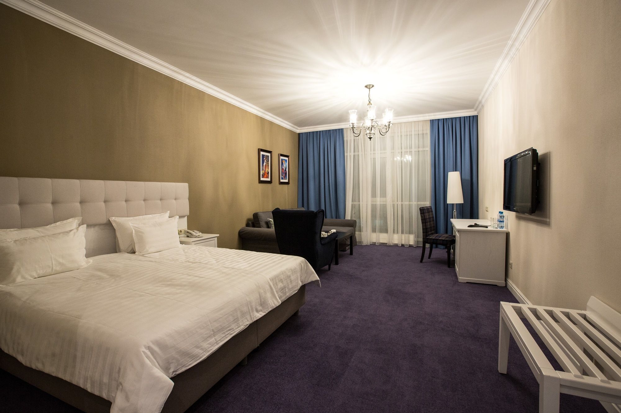 אסטנה Hotel Monaco מראה חיצוני תמונה